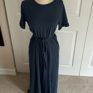 Elizabeth and James wrap dress size xs